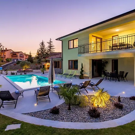 Holiday home In With House A Panoramic View Mucici