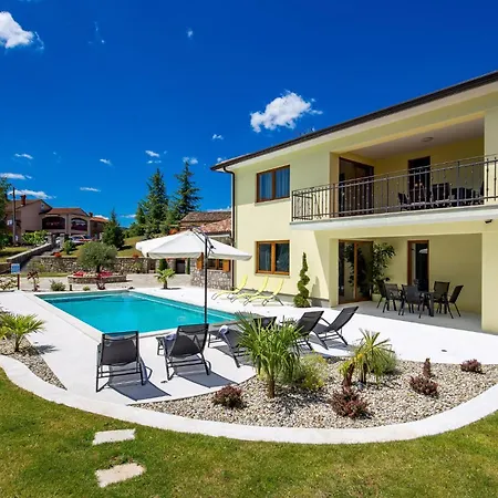 Holiday home In With House A Panoramic View *