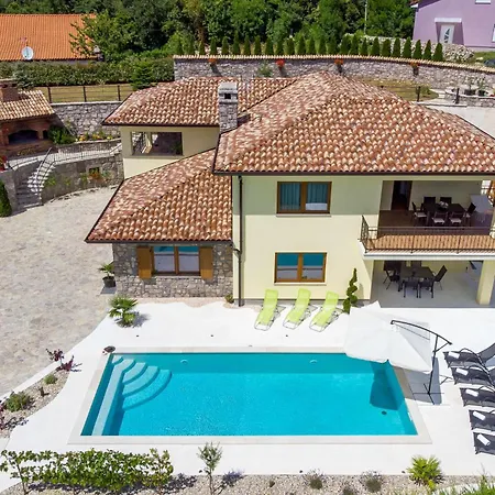 Holiday home In With House A Panoramic View