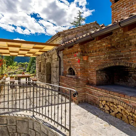 In With House A Panoramic View Holiday home Mucici